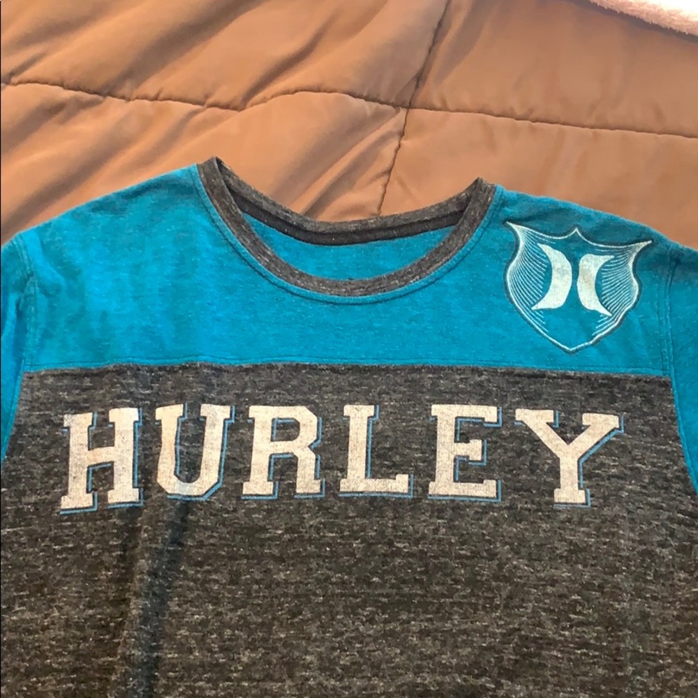 Hurley tee